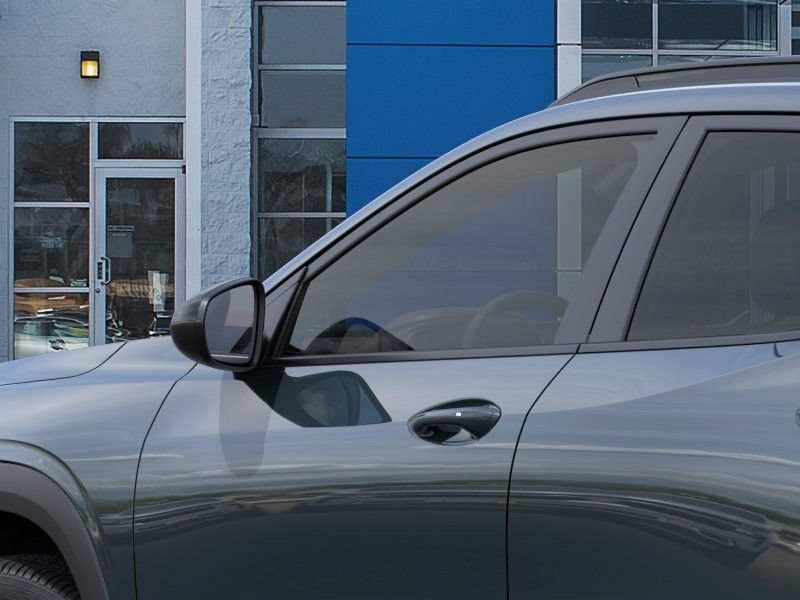 New 2026 Chevrolet Trax LT w/ Midnight Edition FWD image 13