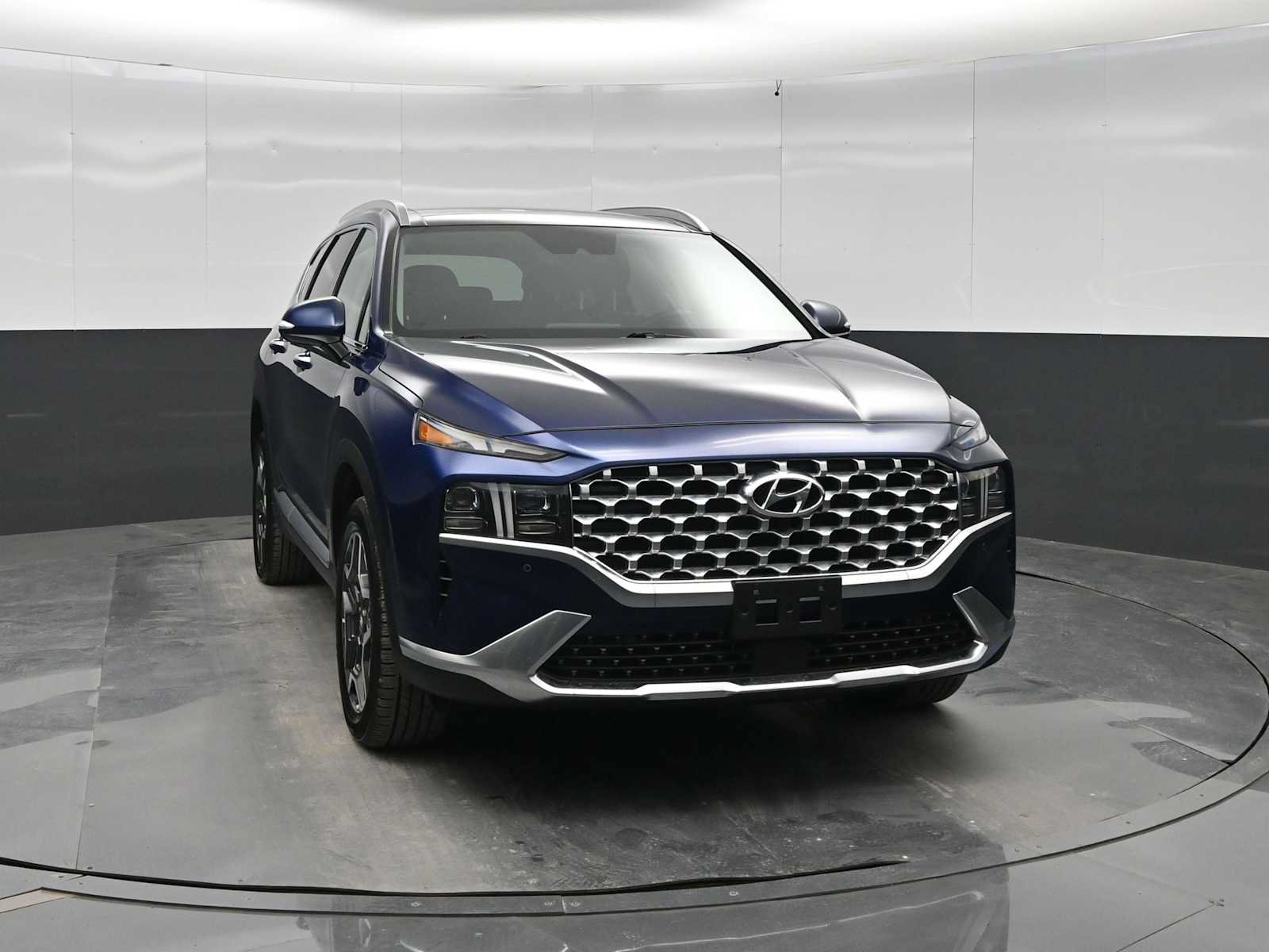 Used 2023 Hyundai Santa Fe Limited w/ Cargo Package AWD/4WD video 2