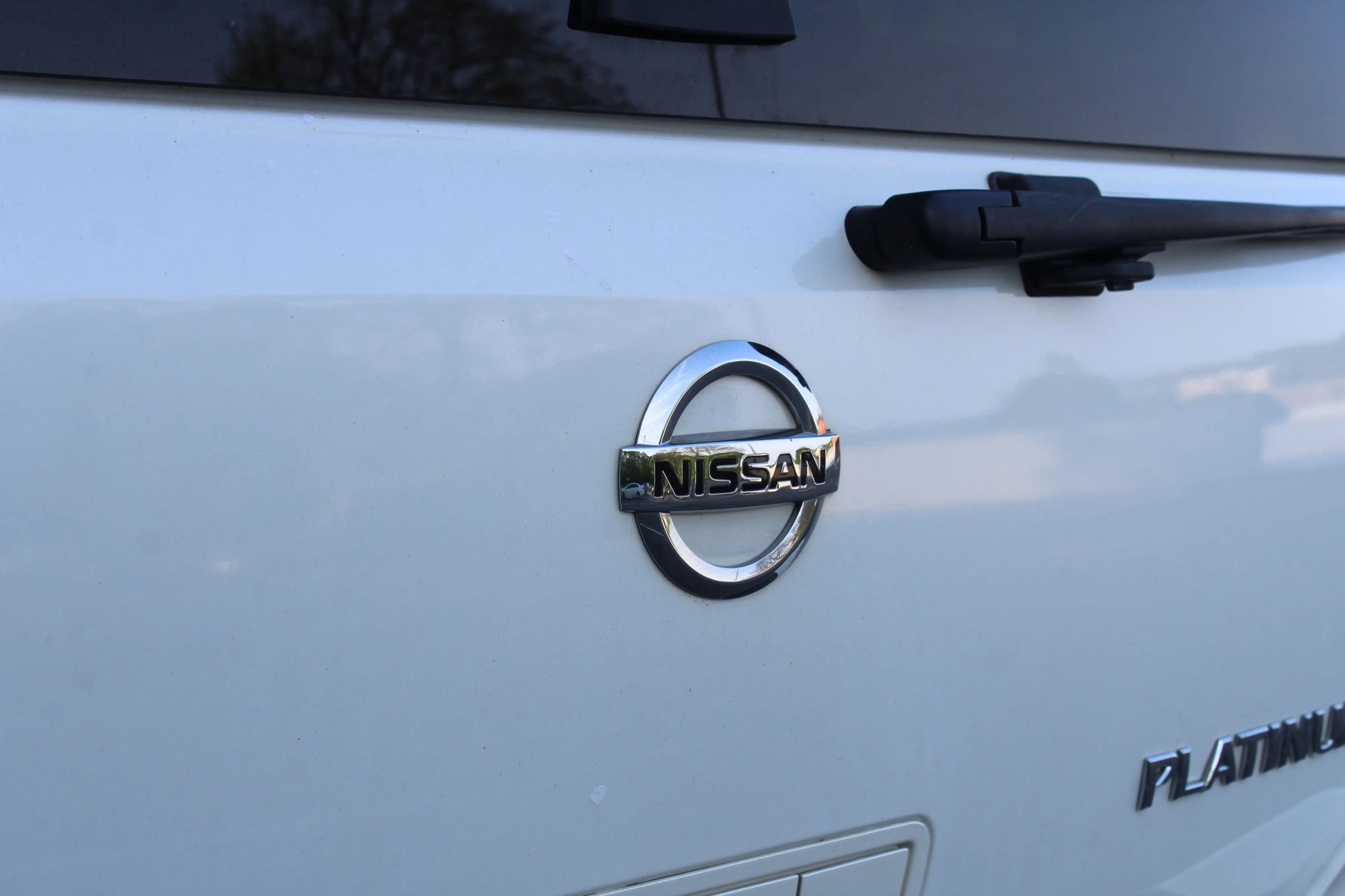 Used 2014 Nissan Armada Platinum image 49