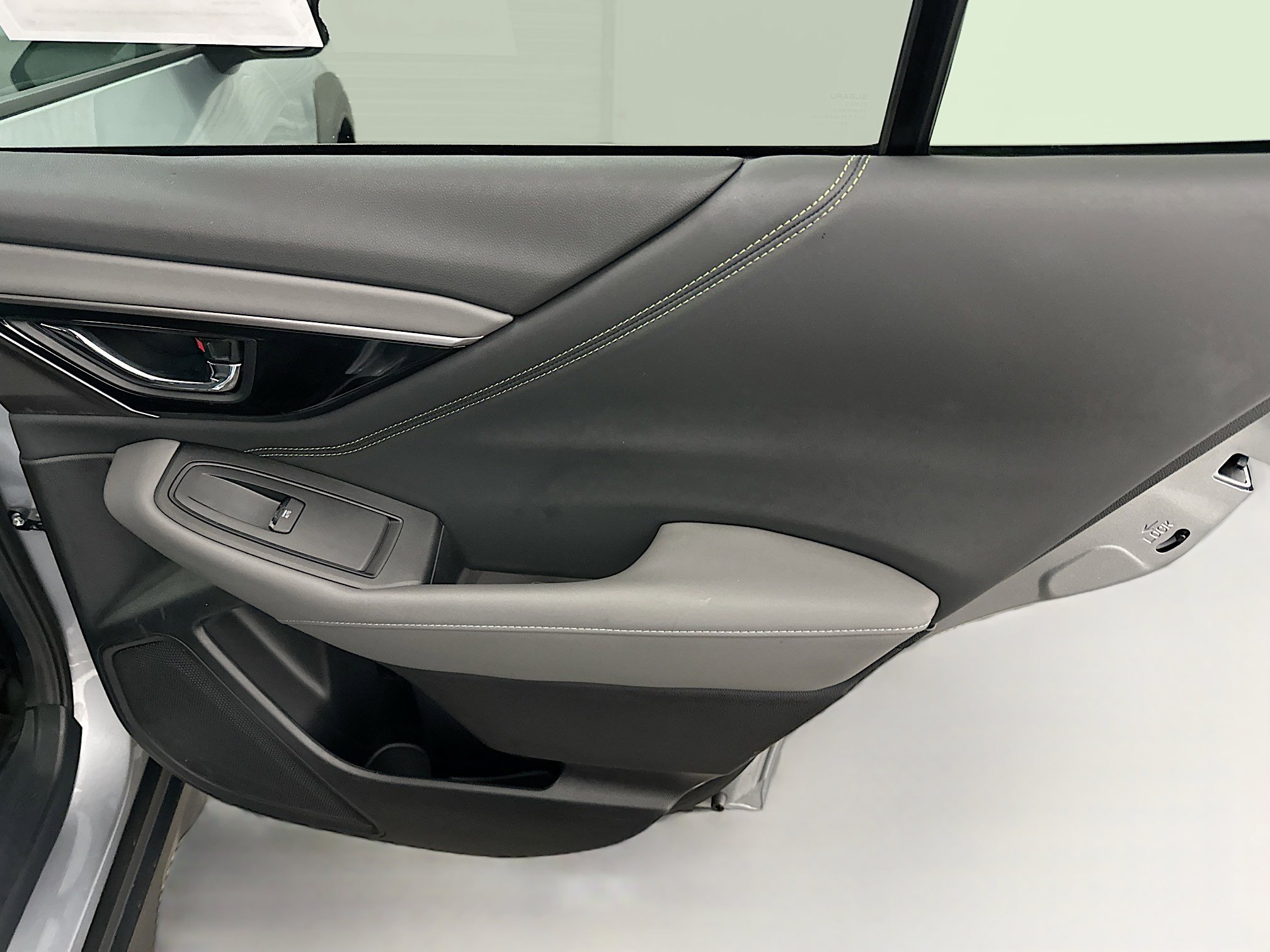 Used 2025 Subaru Outback Onyx Edition image 32