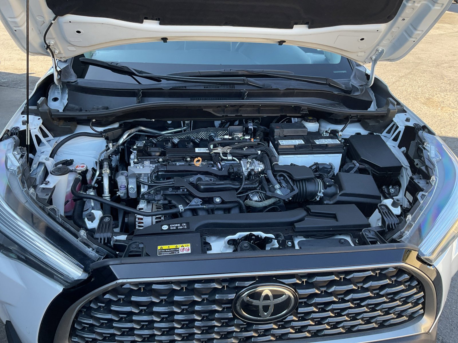 Used 2023 Toyota Corolla Cross XLE w/ Convenience Package image 17