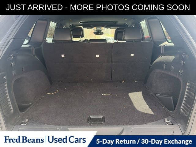 Used 2020 Jeep Grand Cherokee Altitude image 14