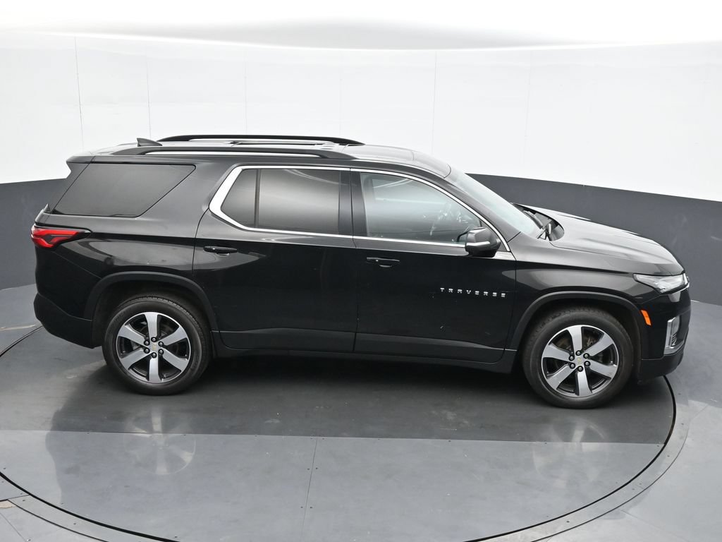 Used 2023 Chevrolet Traverse LT w/ LT Premium Package AWD/4WD image 22