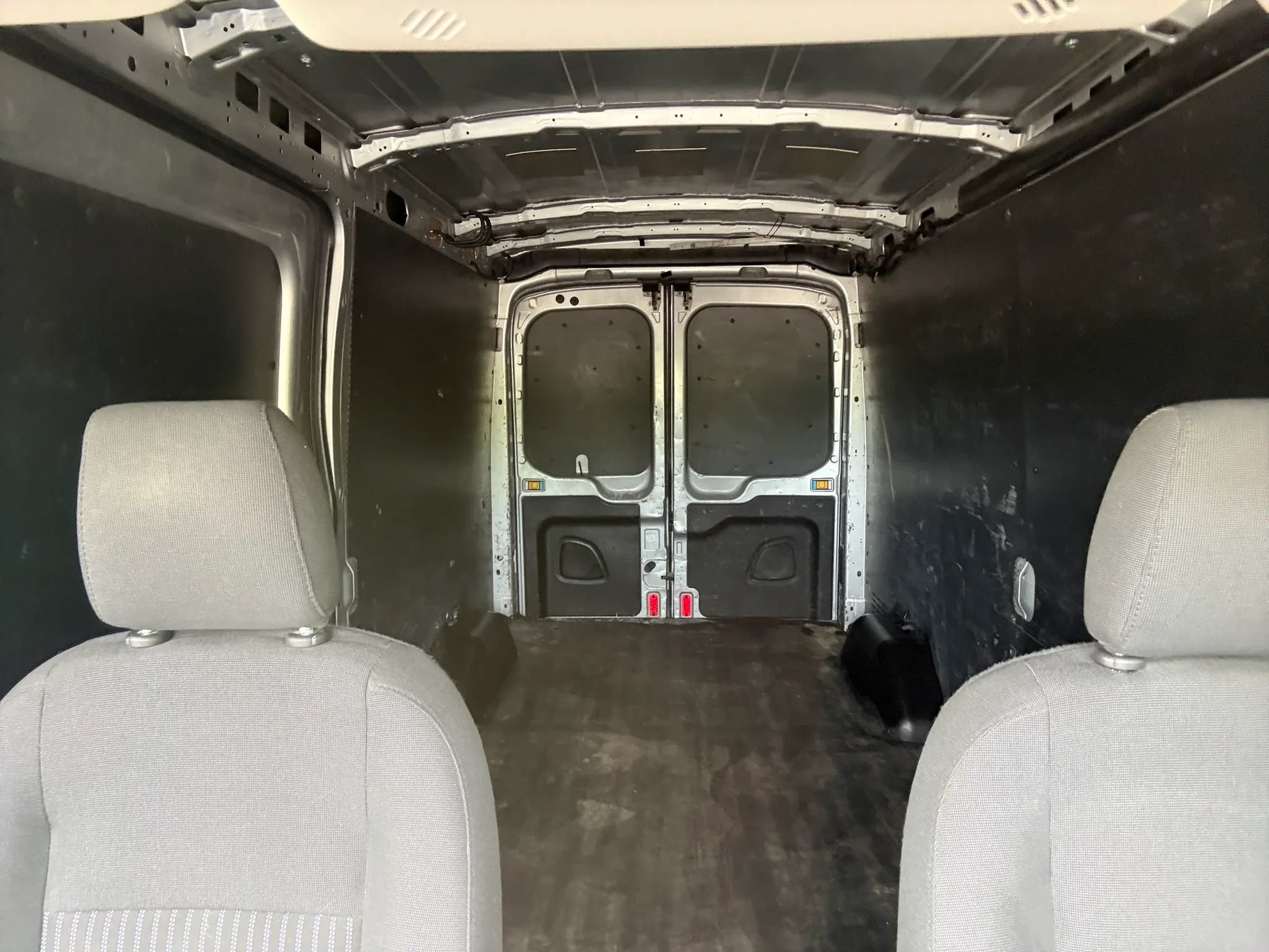 Used 2015 Ford Transit 250 148 Medium Roof w/ Interior Upgrade Package RWD image 13