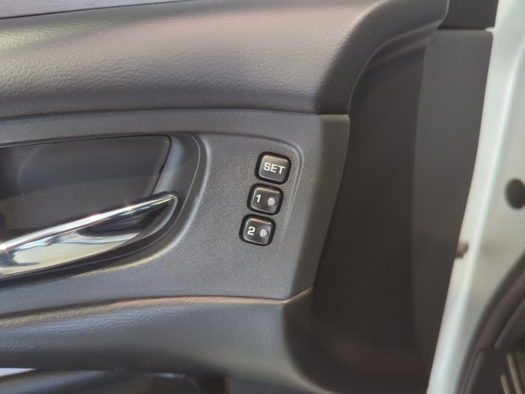 Used 2023 Nissan Murano SL w/ SL Moonroof Package image 9