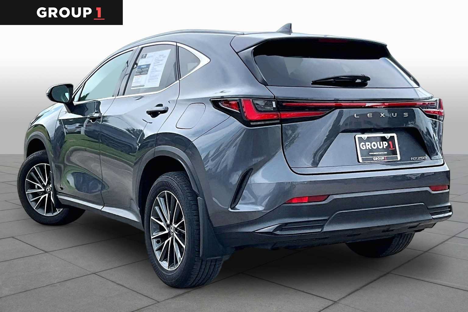 Used 2025 Lexus NX 250 FWD w/ Accessory Package (2T) image 10
