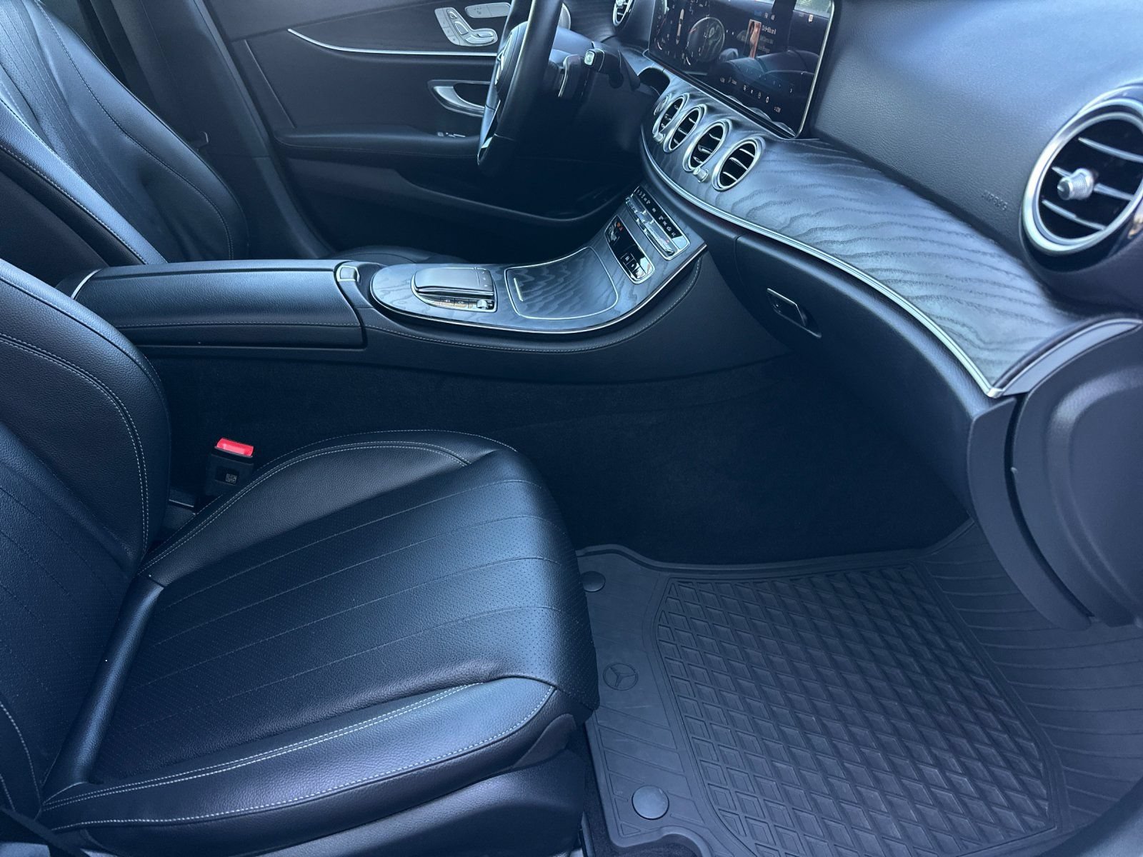 Certified 2023 Mercedes-Benz E 350 4MATIC Sedan image 15