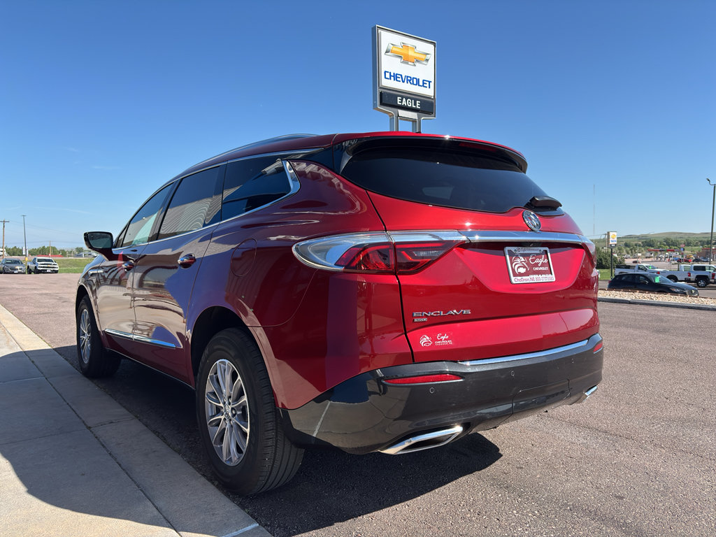 Used 2024 Buick Enclave Premium AWD/4WD image 8