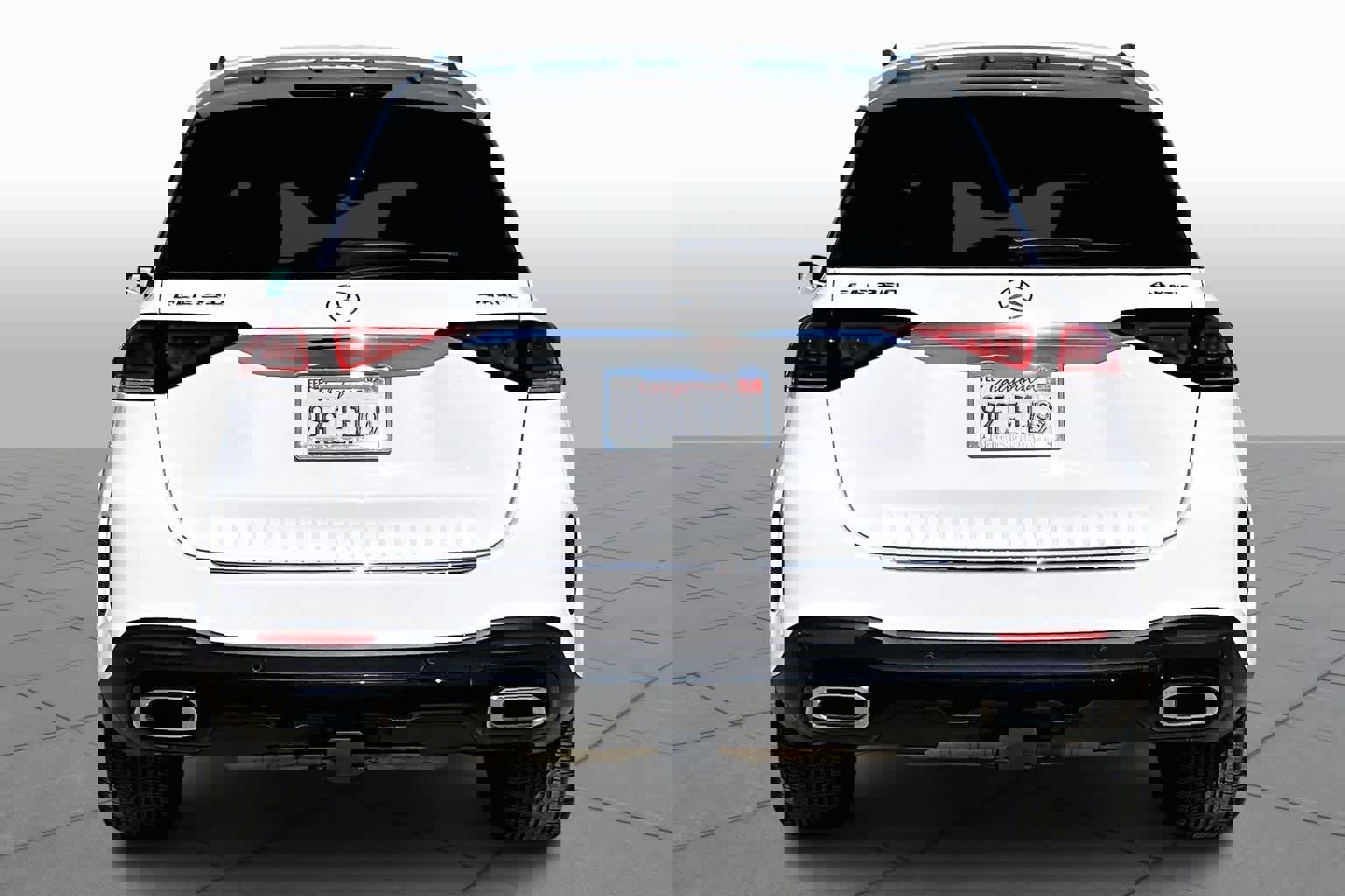 Used 2023 Mercedes-Benz GLE 350 4MATIC image 4