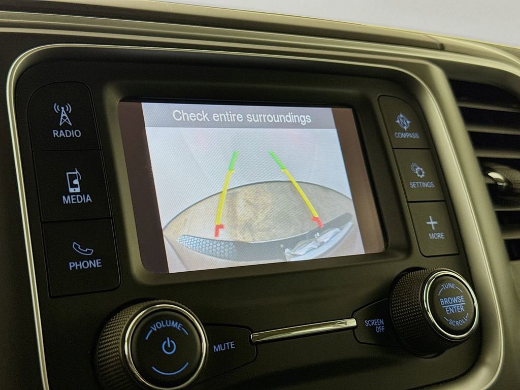 Used 2022 RAM 1500 Classic SLT image 18