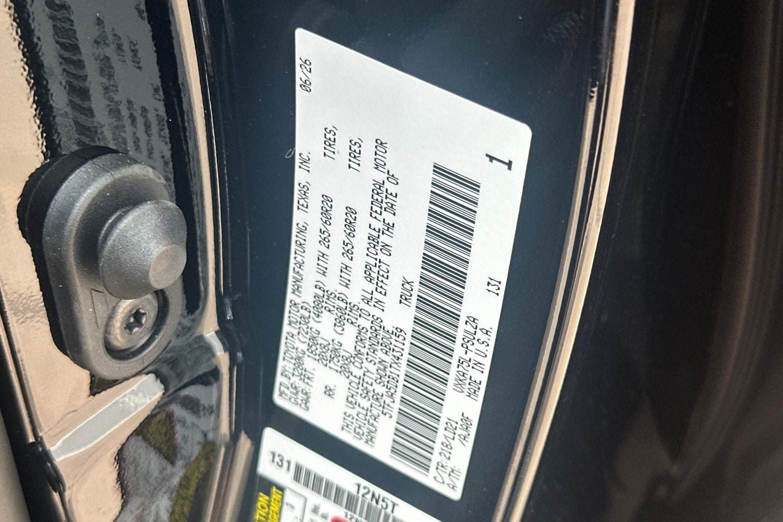 New 2026 Toyota Tundra Limited AWD/4WD image 33