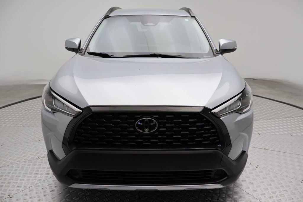 Certified 2024 Toyota Corolla Cross LE image 5