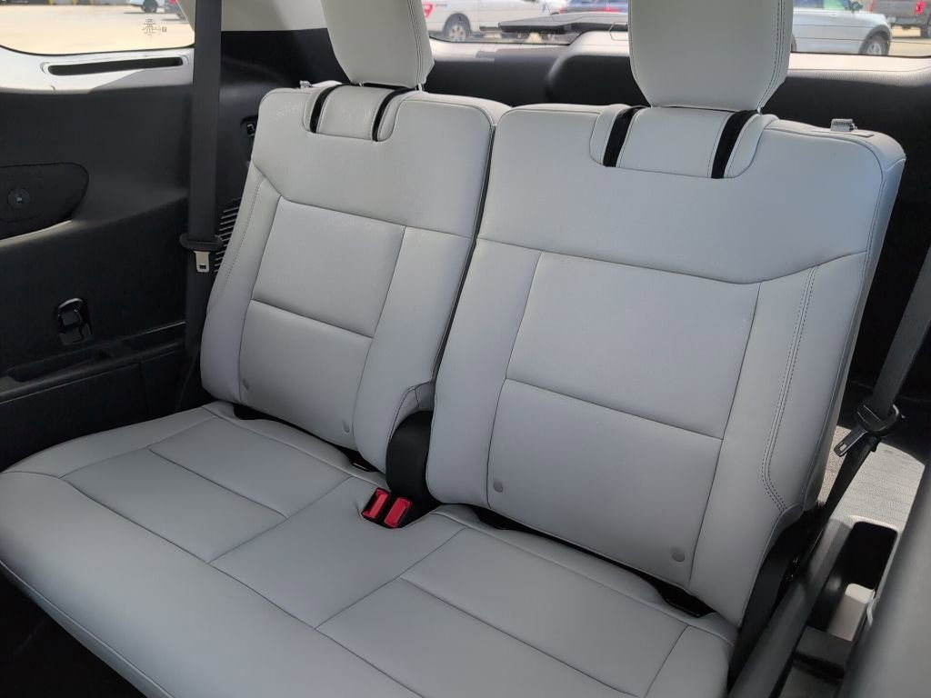 New 2026 Ford Explorer Platinum AWD/4WD image 12