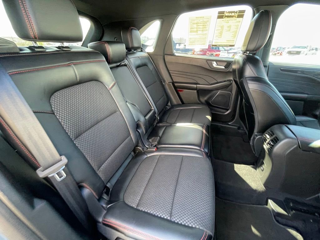 Used 2024 Ford Escape ST-Line image 28