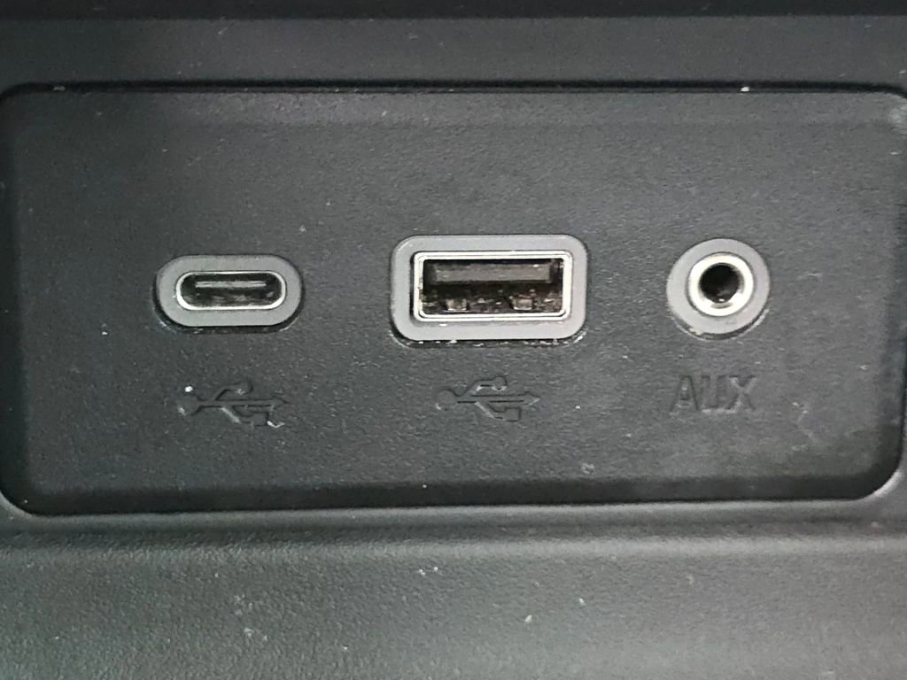 Used 2021 GMC Terrain SLE w/ Driver Convenience Package image 8