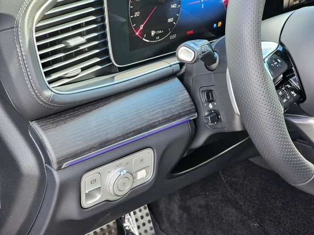 New 2026 Mercedes-Benz GLS 580 4MATIC image 15