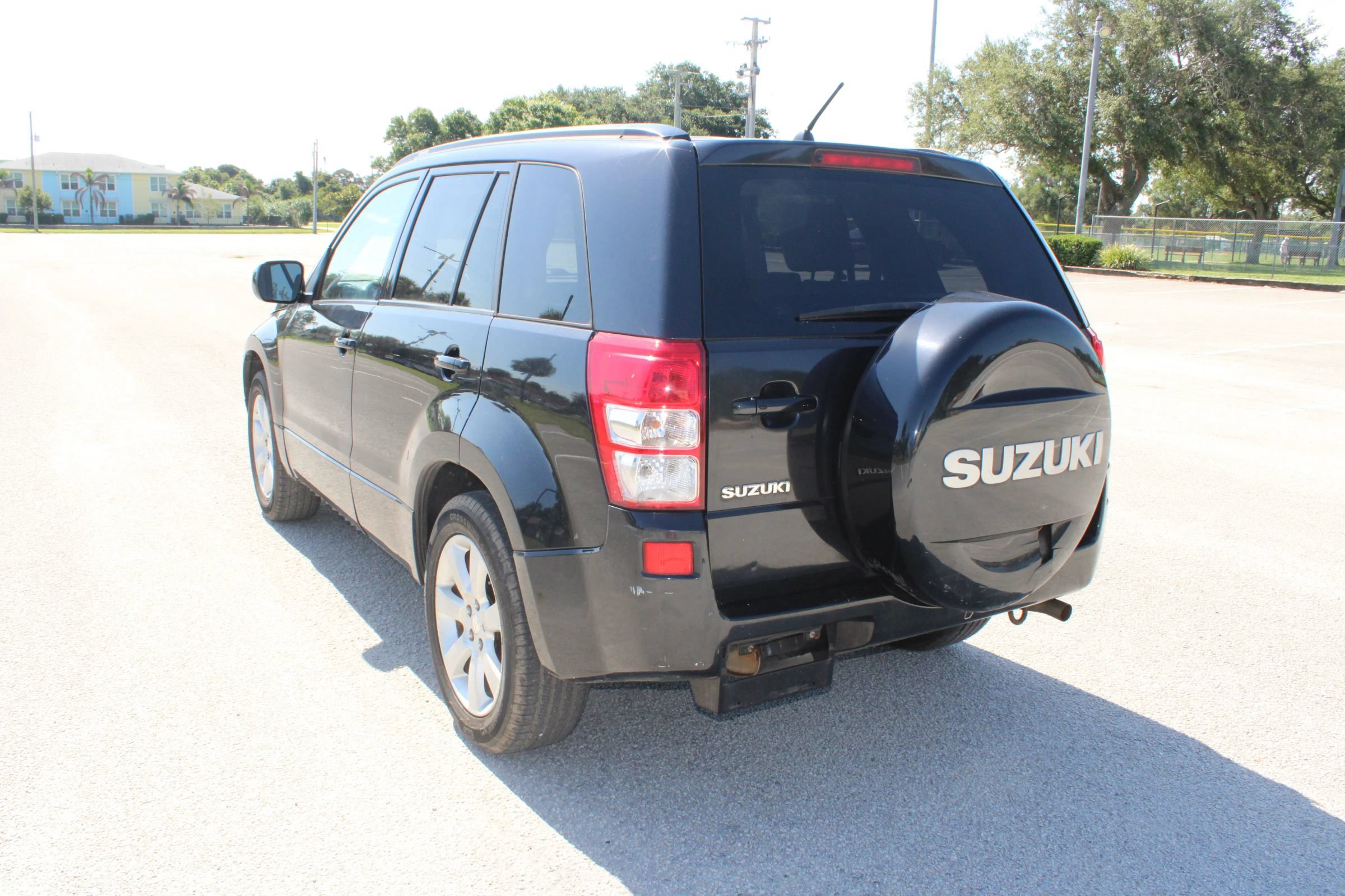Used 2012 Suzuki Grand Vitara Limited AWD/4WD image 5