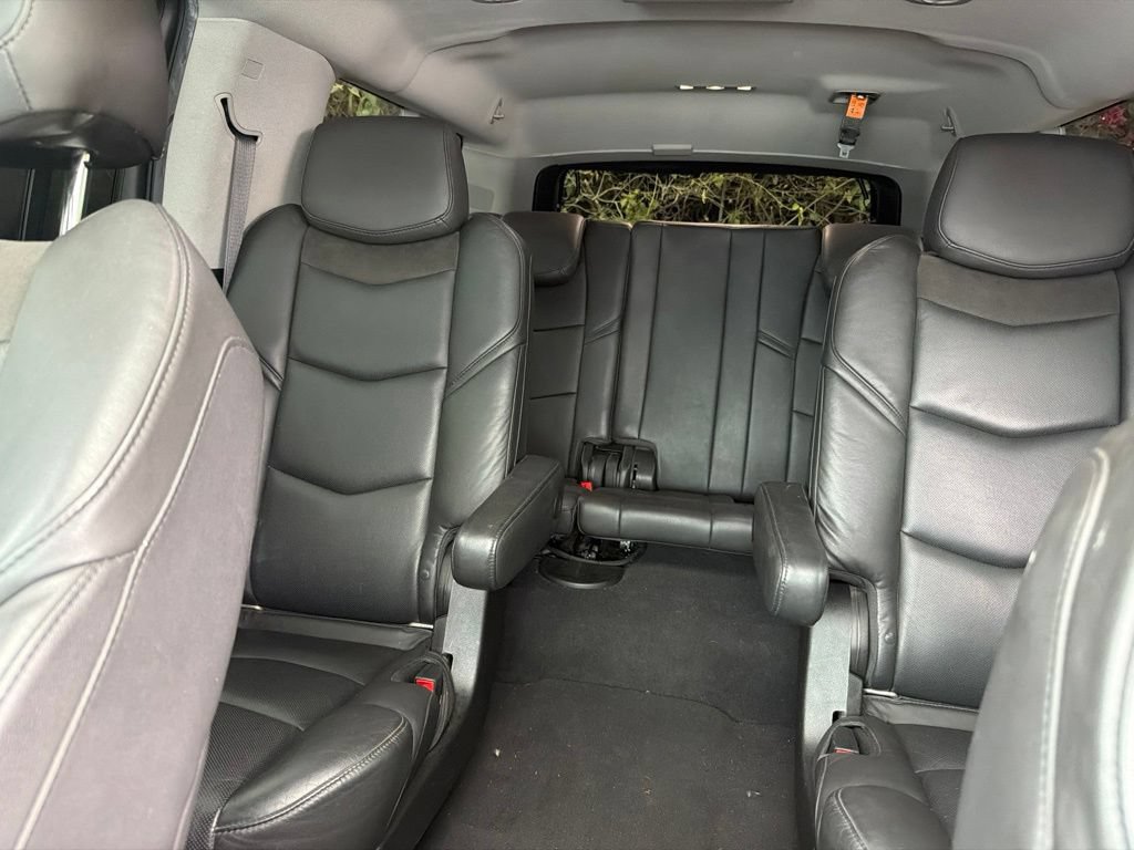 Used 2019 Cadillac Escalade ESV Premium Luxury AWD/4WD image 10