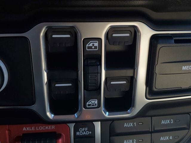 New 2026 Jeep Gladiator Willys AWD/4WD image 32