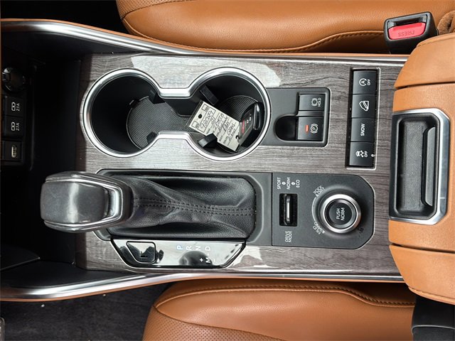 Certified 2021 Toyota Highlander Platinum image 17