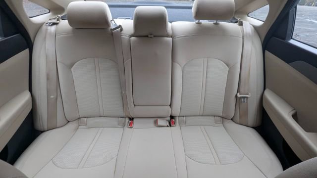 Used 2015 Hyundai Sonata SE image 21