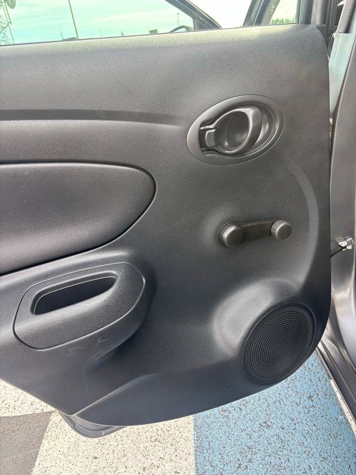 Used 2019 Nissan Versa S FWD image 19