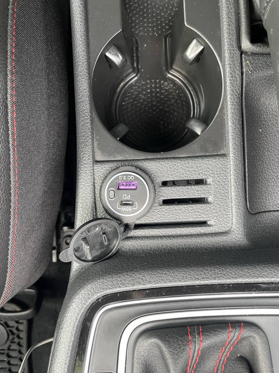 Used 2019 Volkswagen Golf 4-Door FWD image 31