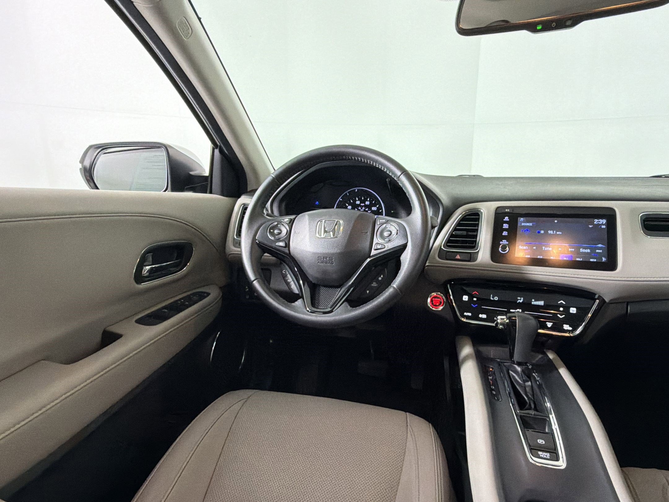 Used 2021 Honda HR-V EX-L image 27