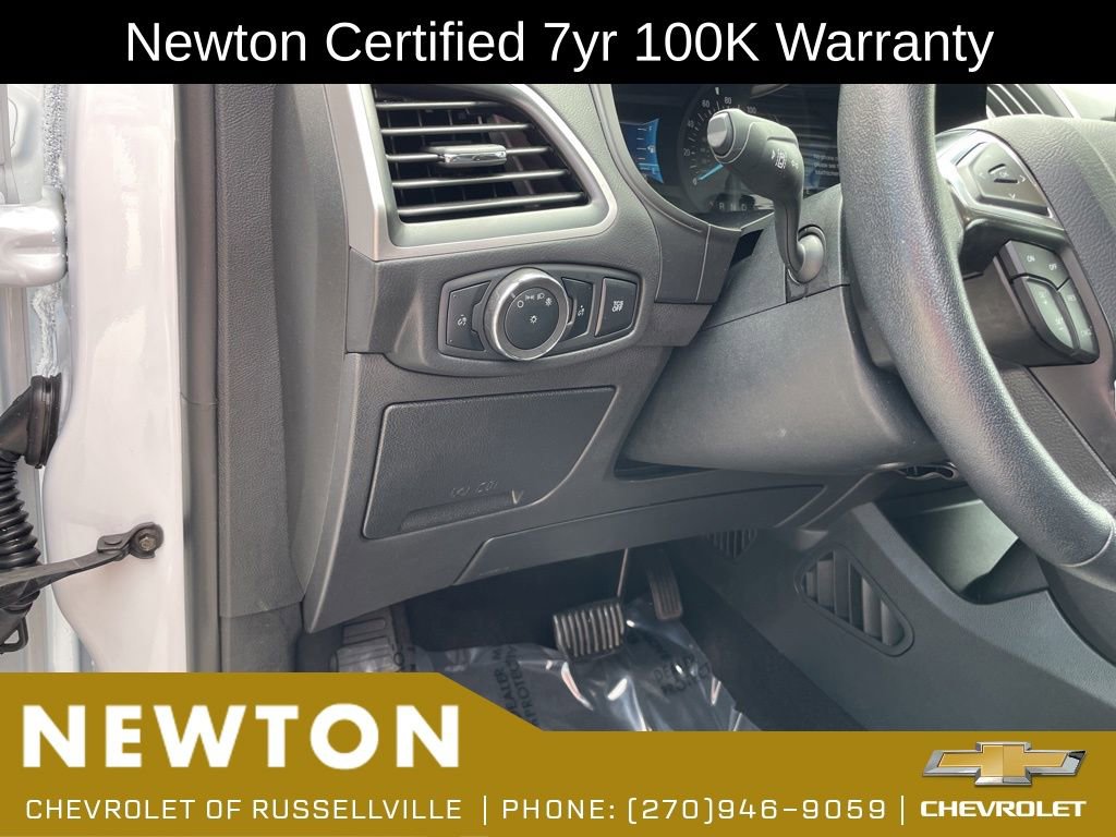 Used 2024 Ford Edge SEL AWD/4WD image 9