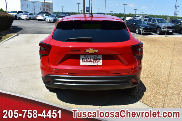 New 2026 Chevrolet Trax LS w/ LS Convenience Package FWD image 8