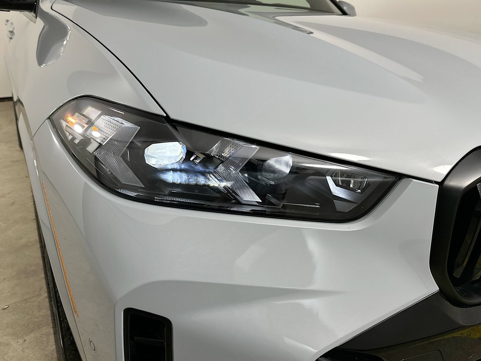 New 2026 BMW X5 xDrive40i AWD/4WD image 9
