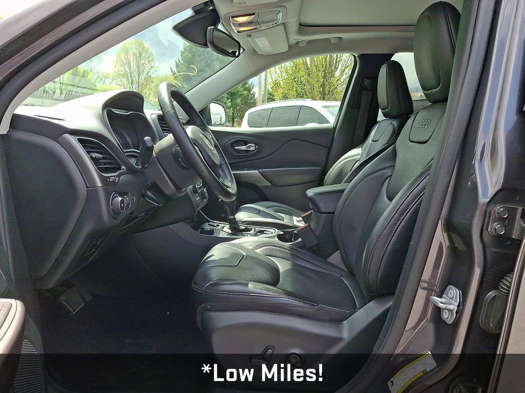 Used 2019 Jeep Cherokee Limited w/ Luxury Group image 13