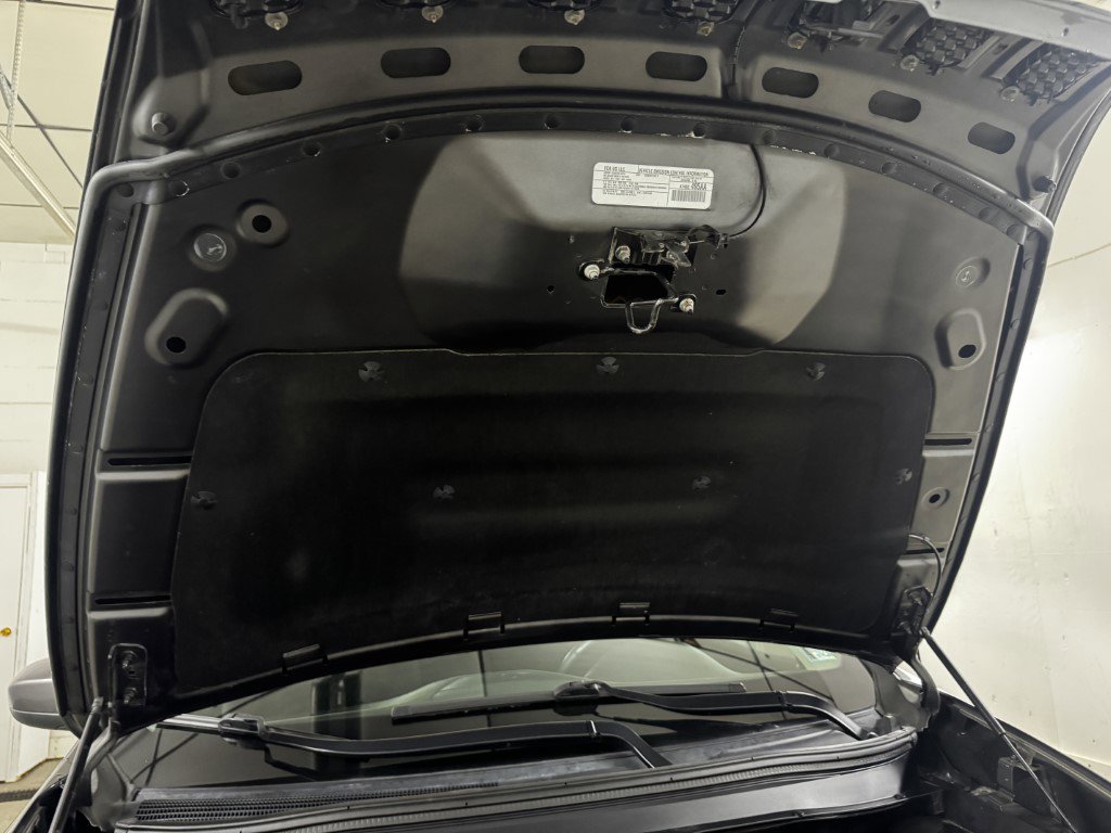 Used 2016 Jeep Cherokee Latitude w/ Comfort/Convenience Group image 93