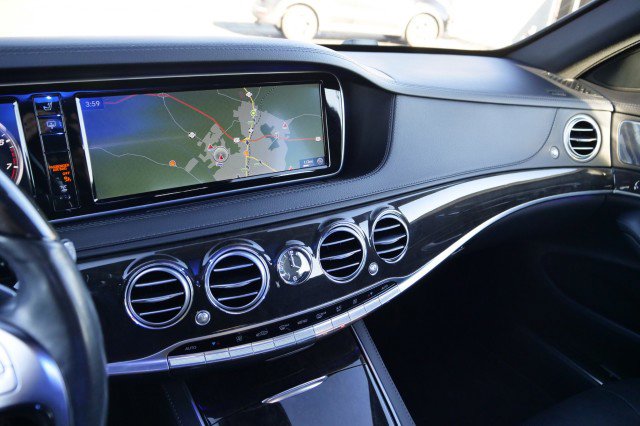 Used 2017 Mercedes-Benz S 550 4MATIC Sedan image 14