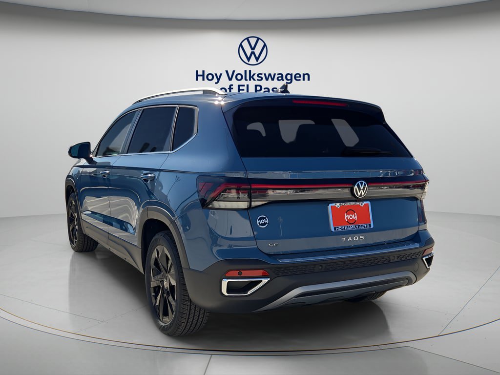 New 2026 Volkswagen Taos SE FWD image 4
