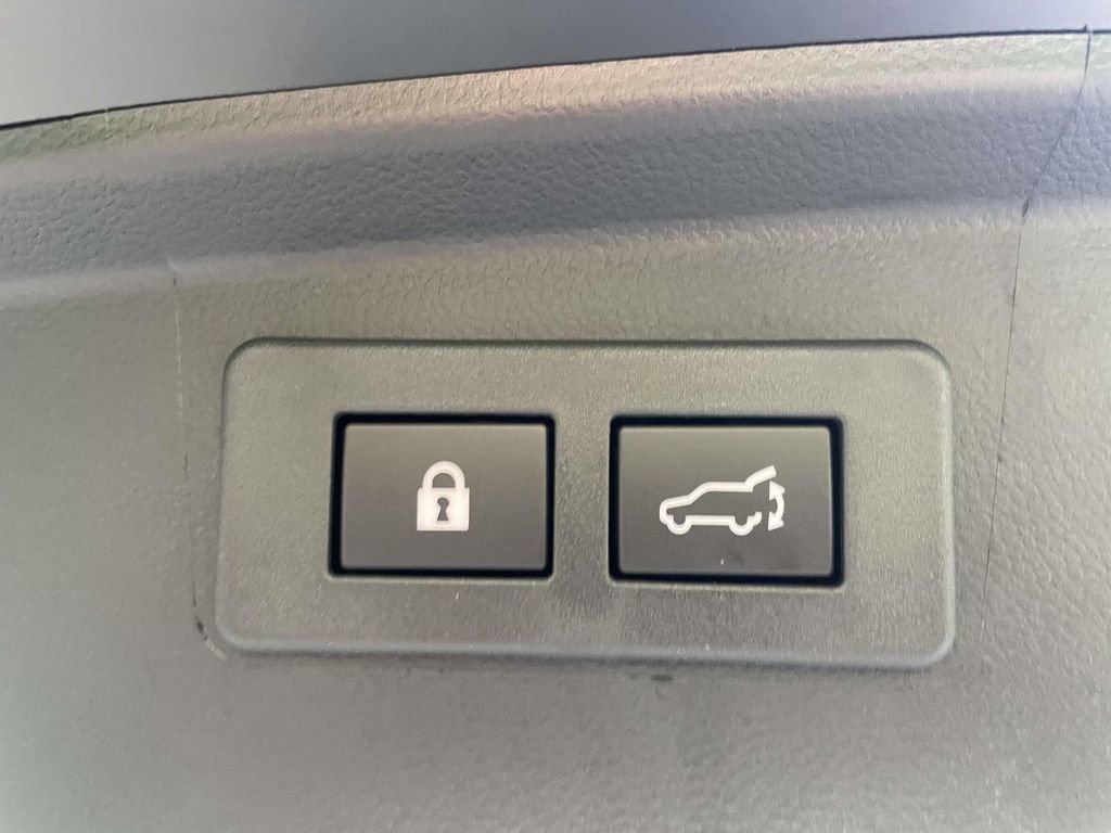 New 2025 Subaru Outback Limited w/ Popular Package #2 image 11