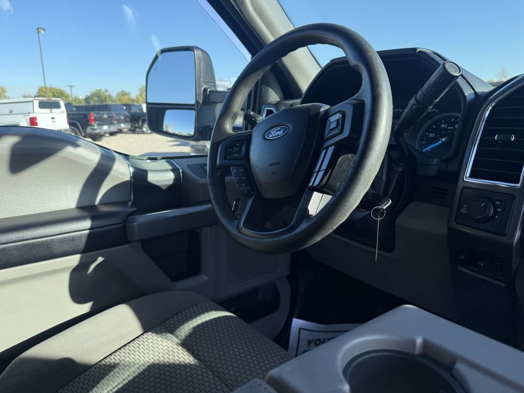 Used 2017 Ford F250 XLT w/ XLT Value Package AWD/4WD image 17