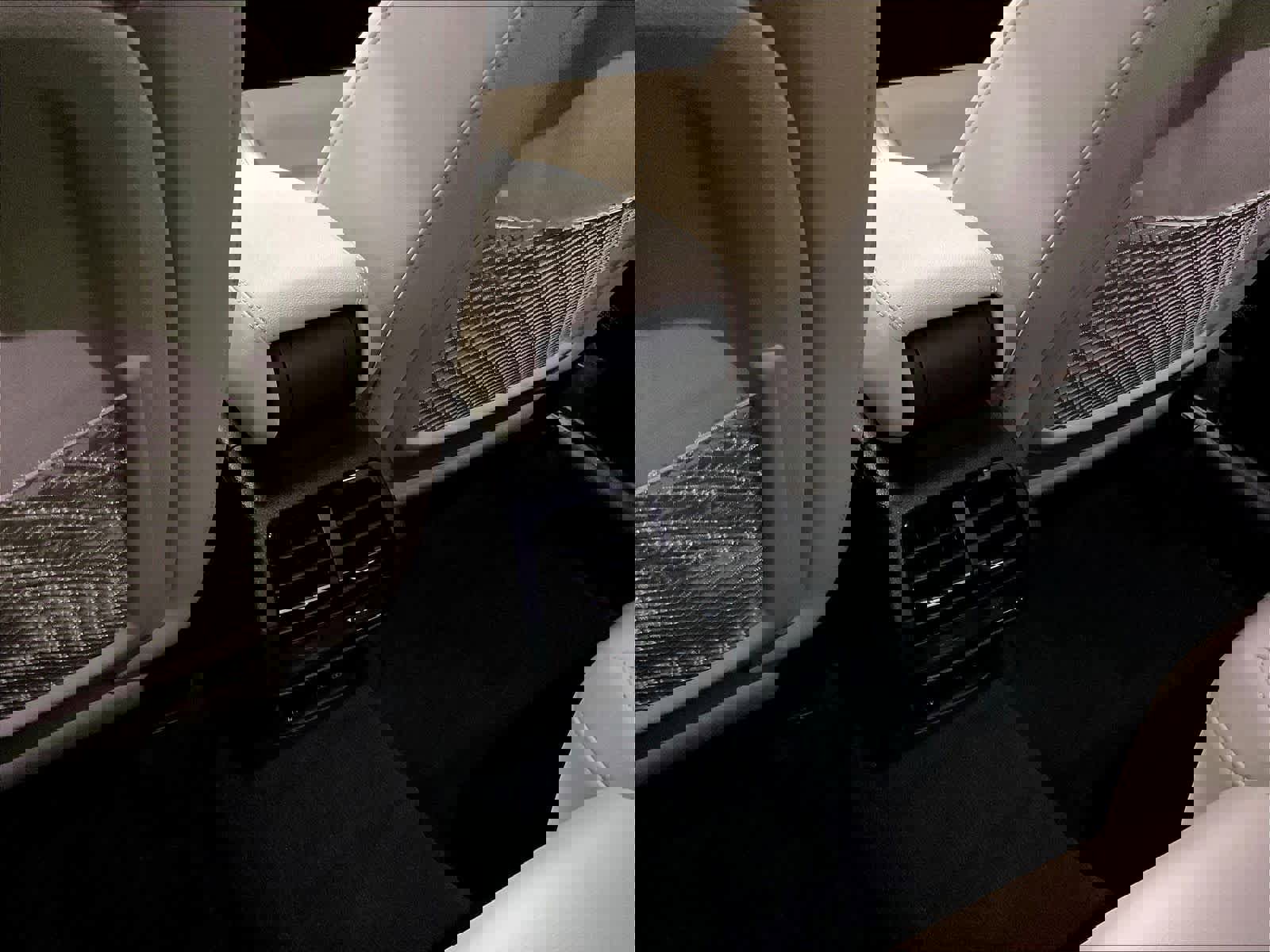 Certified 2025 Audi Q3 2.0T Premium image 34