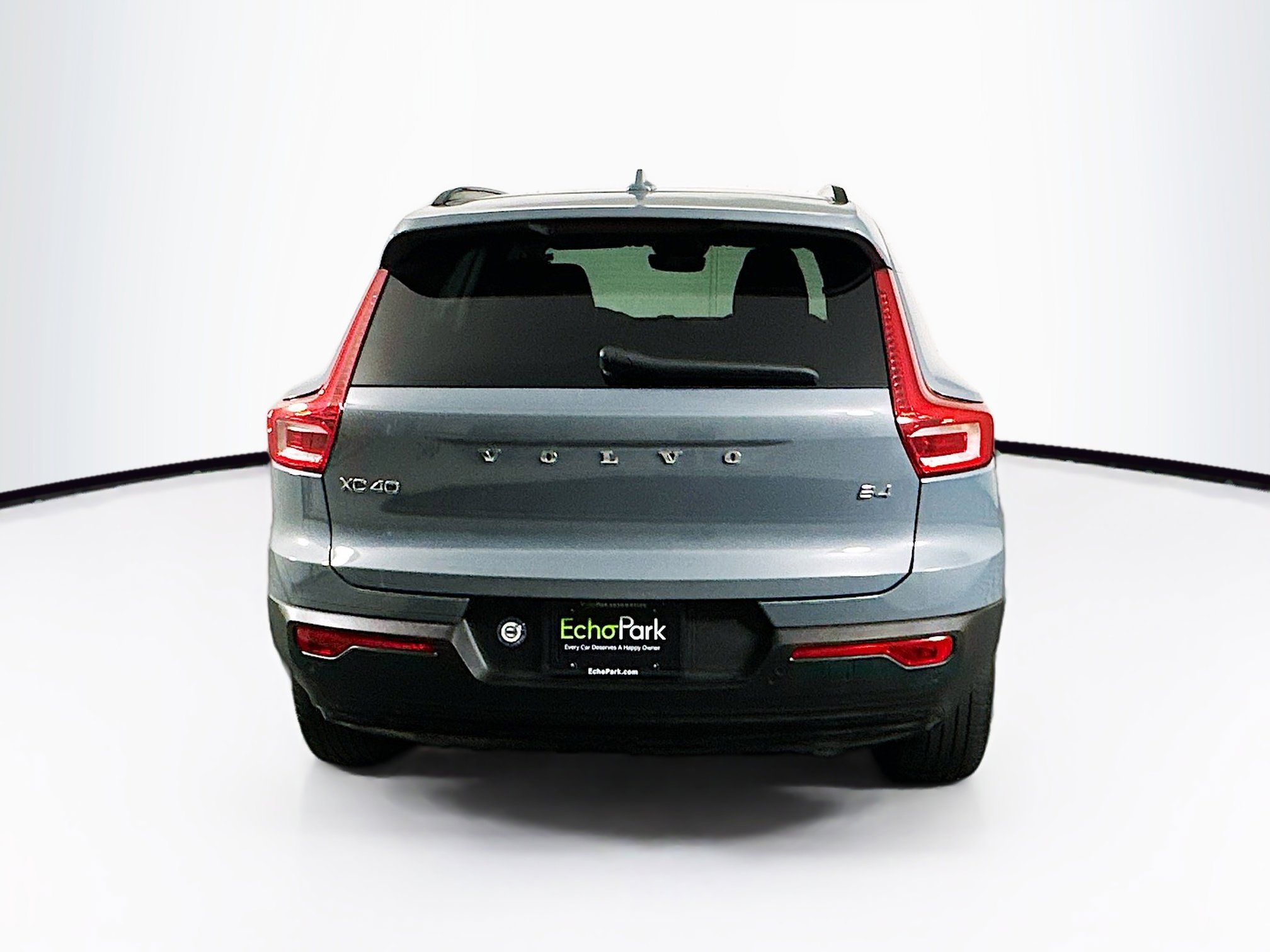 Used 2023 Volvo XC40 B4 Ultimate FWD image 7