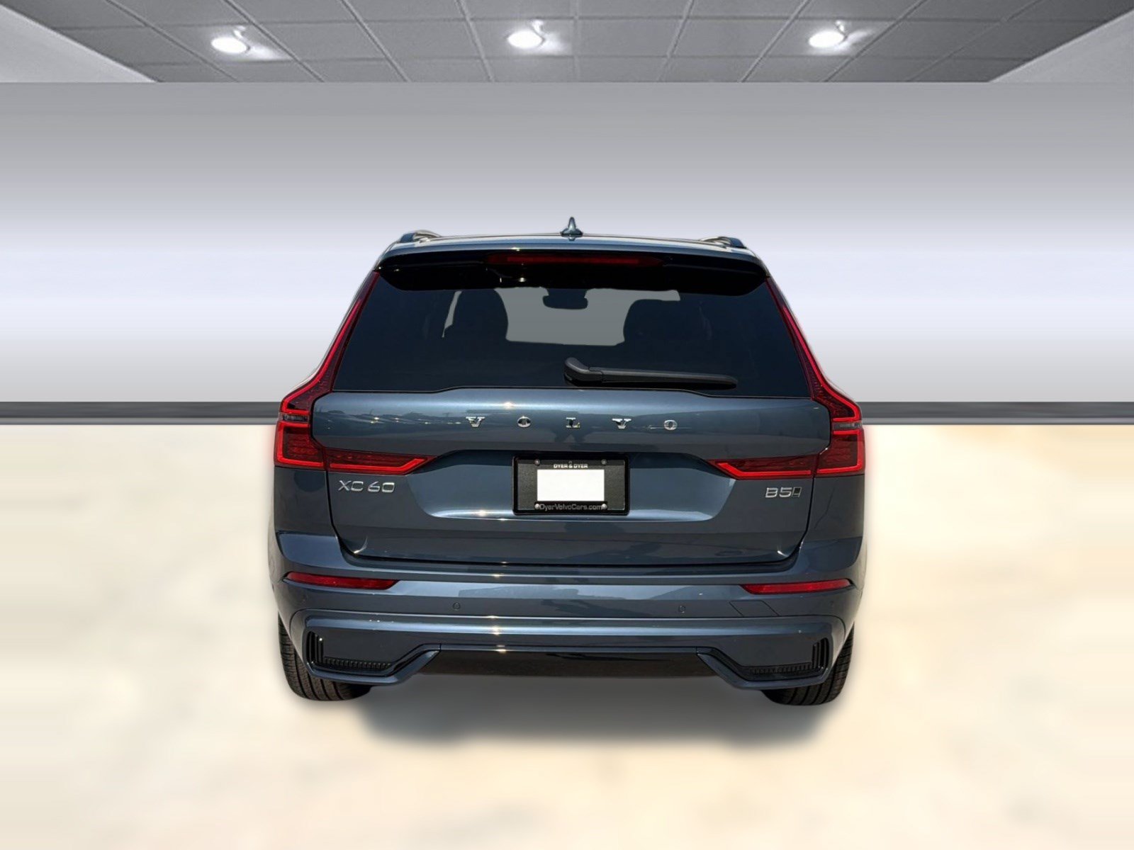 New 2026 Volvo XC60 B5 Plus w/ Climate Package AWD/4WD image 10