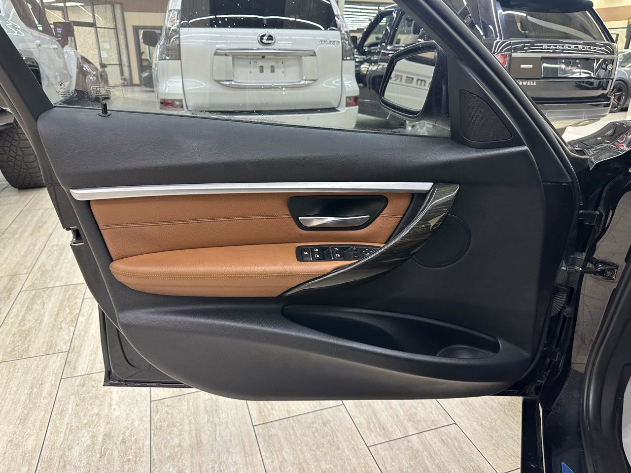 Used 2016 BMW 328i Sedan RWD image 14
