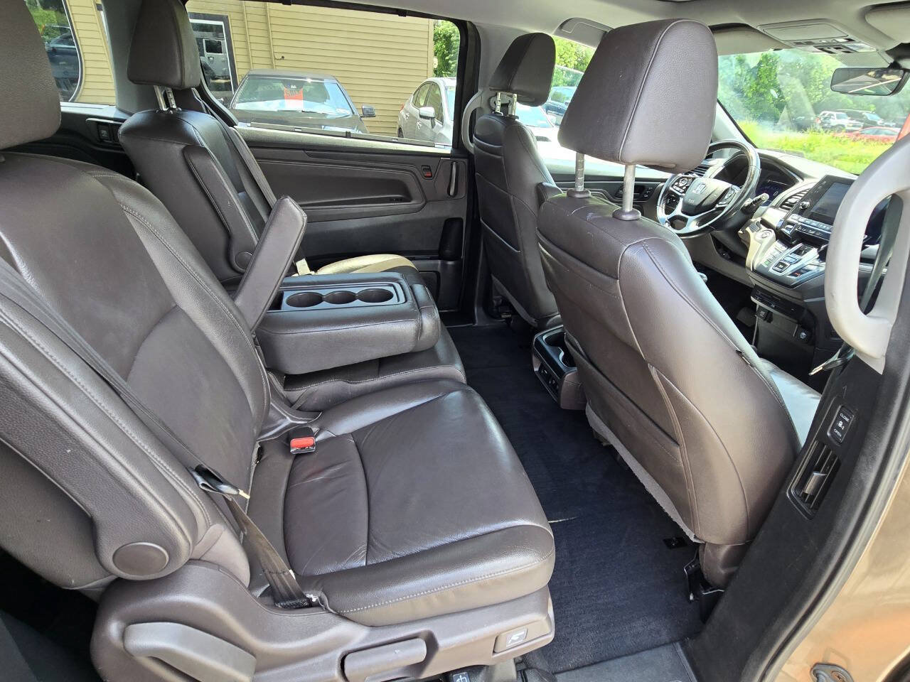 Used 2018 Honda Odyssey Touring image 30