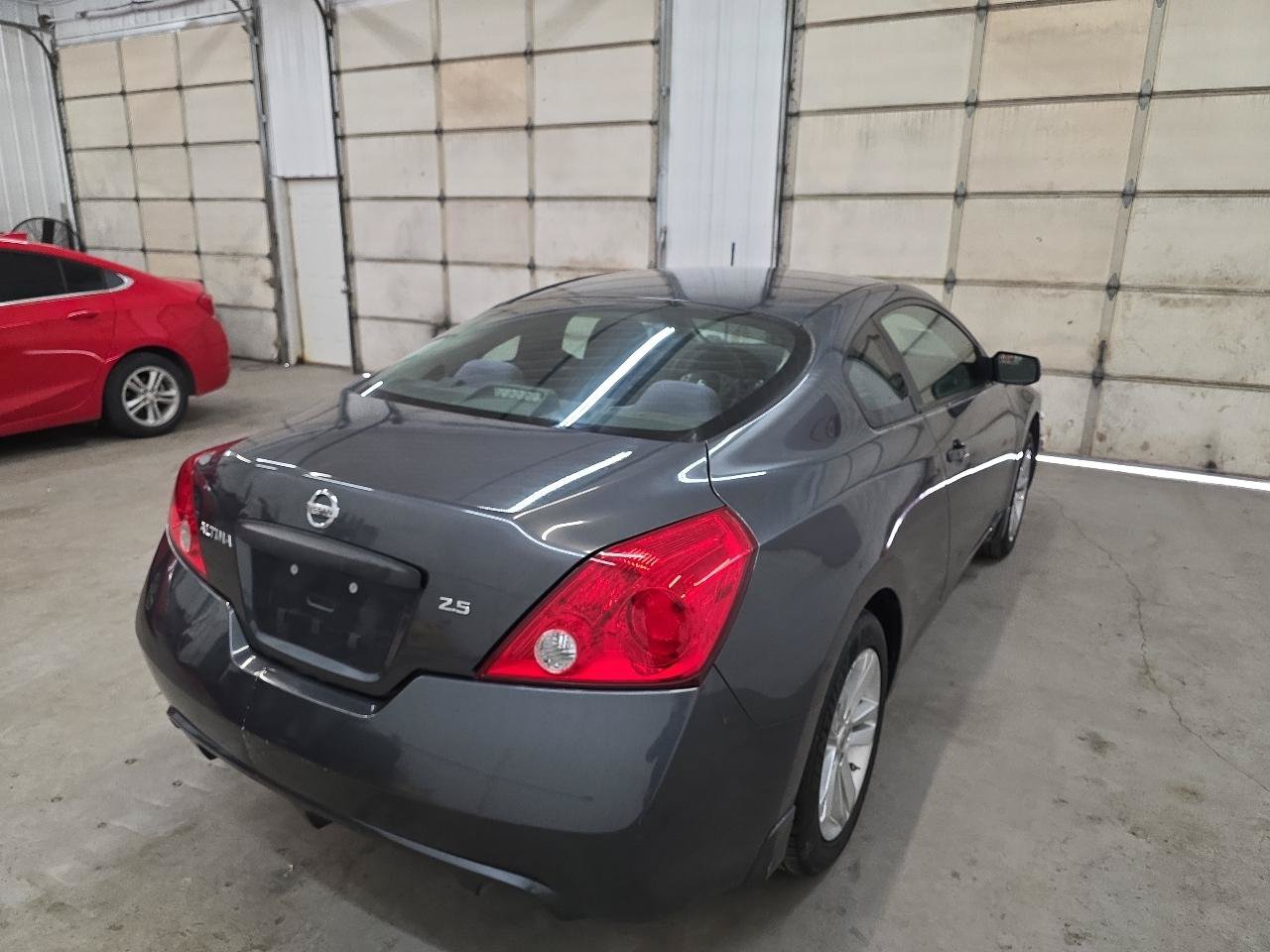 Used 2013 Nissan Altima 2.5 S FWD image 12