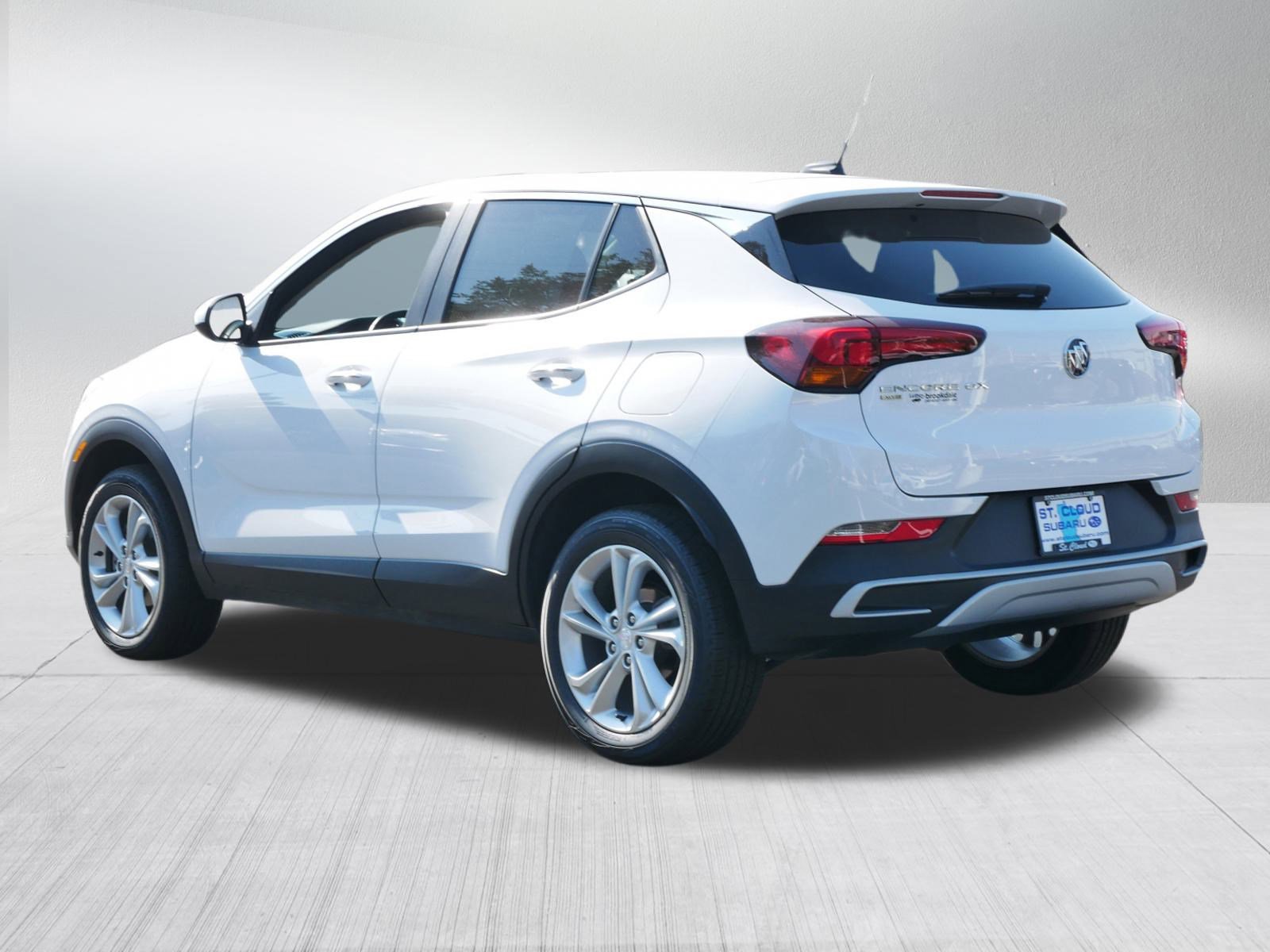 Used 2022 Buick Encore GX Preferred w/ Cold Weather Comfort Package image 5