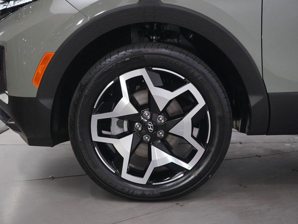 Used 2024 Hyundai Santa Cruz Limited image 28