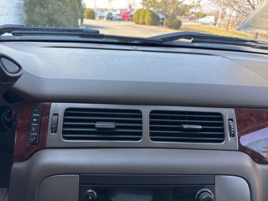 Used 2013 GMC Sierra 1500 SLT w/ SLT Convenience Package AWD/4WD image 18