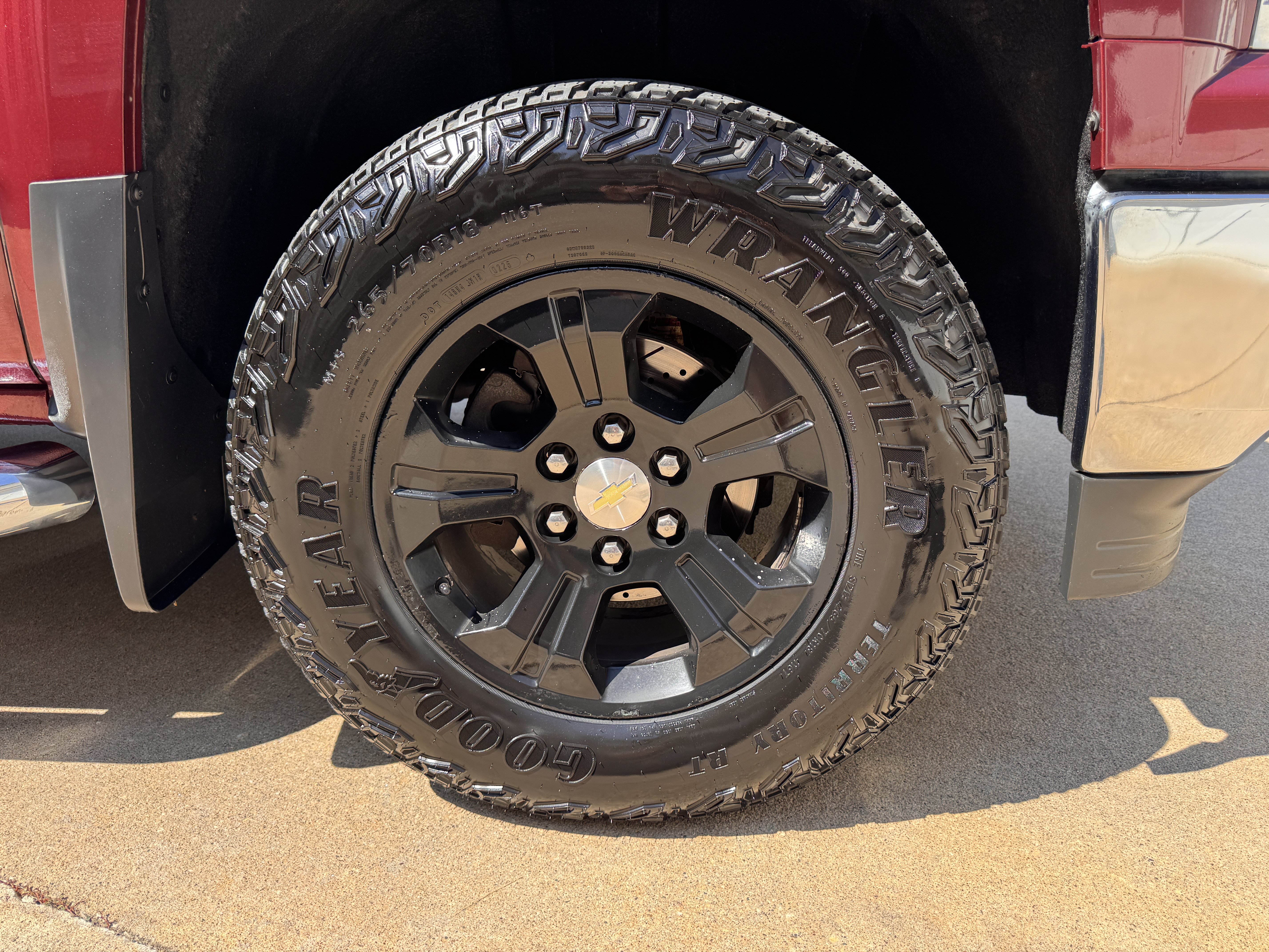 Used 2015 Chevrolet Silverado 1500 LTZ Z71 AWD/4WD image 32