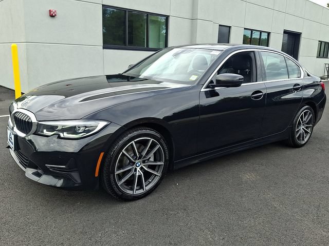 Used 2021 BMW 330i xDrive Sedan w/ Convenience Package AWD/4WD image 3