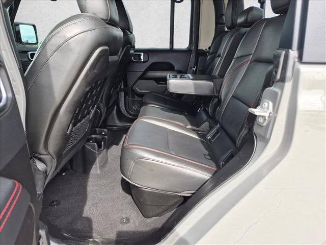 Used 2022 Jeep Gladiator Rubicon w/ Cold Weather Group AWD/4WD image 18