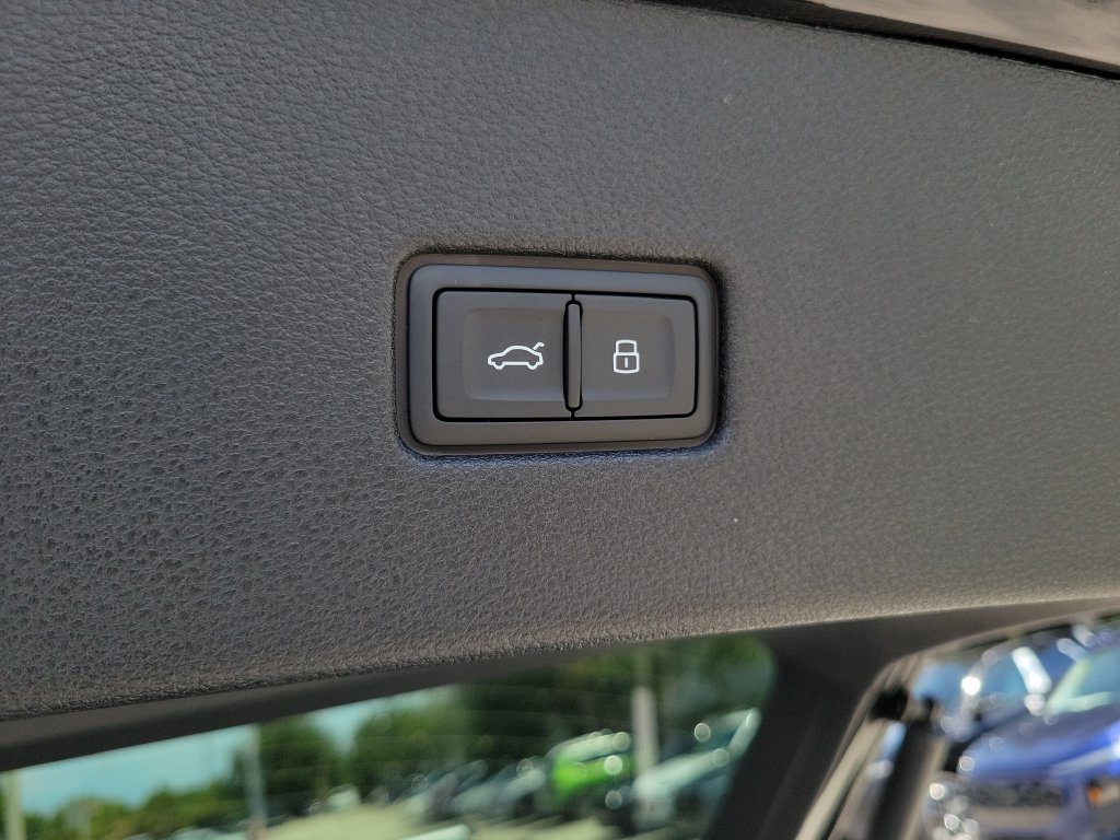 New 2027 Audi Q8 Premium Plus AWD/4WD image 31